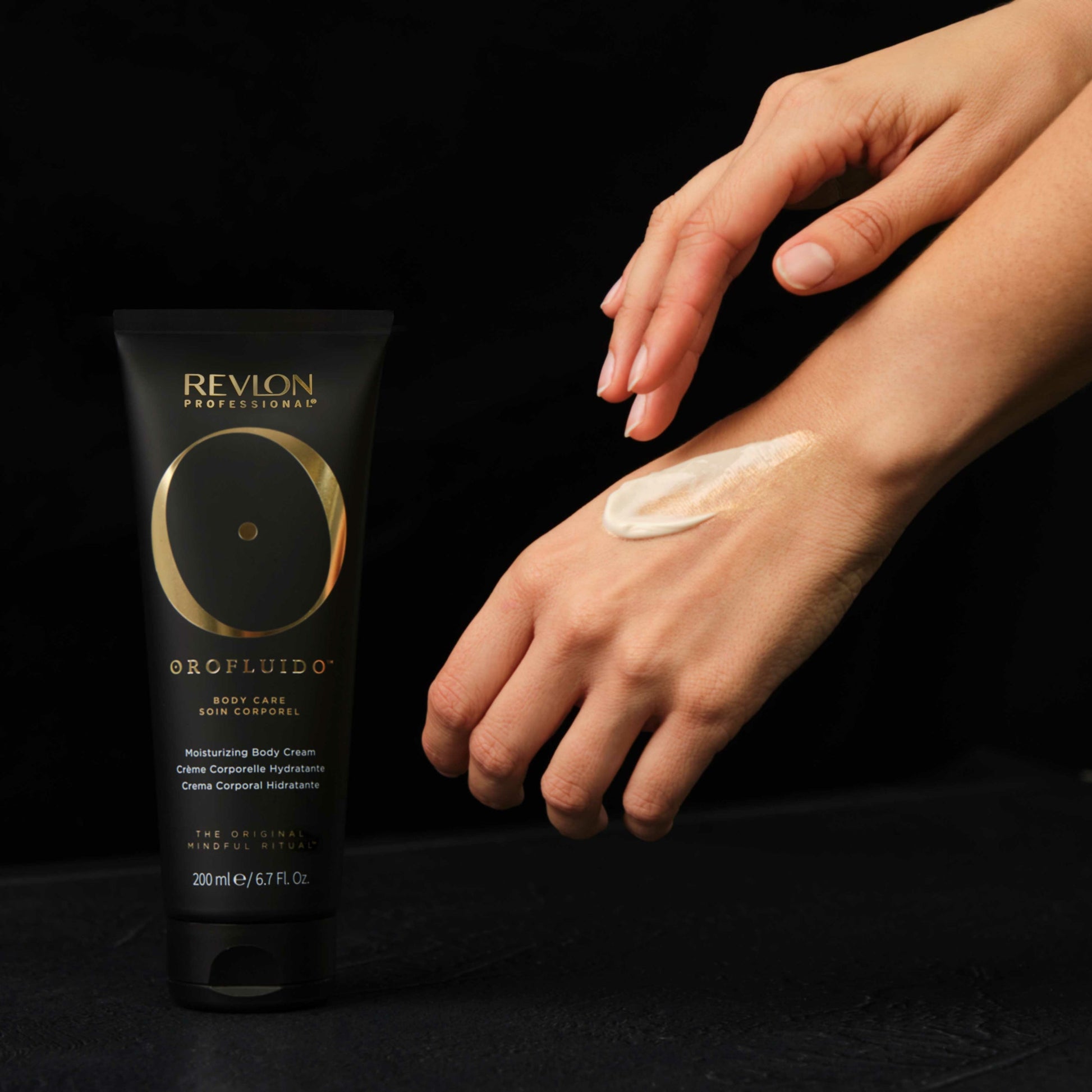 Revlon Professional Orofluido™ Moisturizing Body Cream 200ml