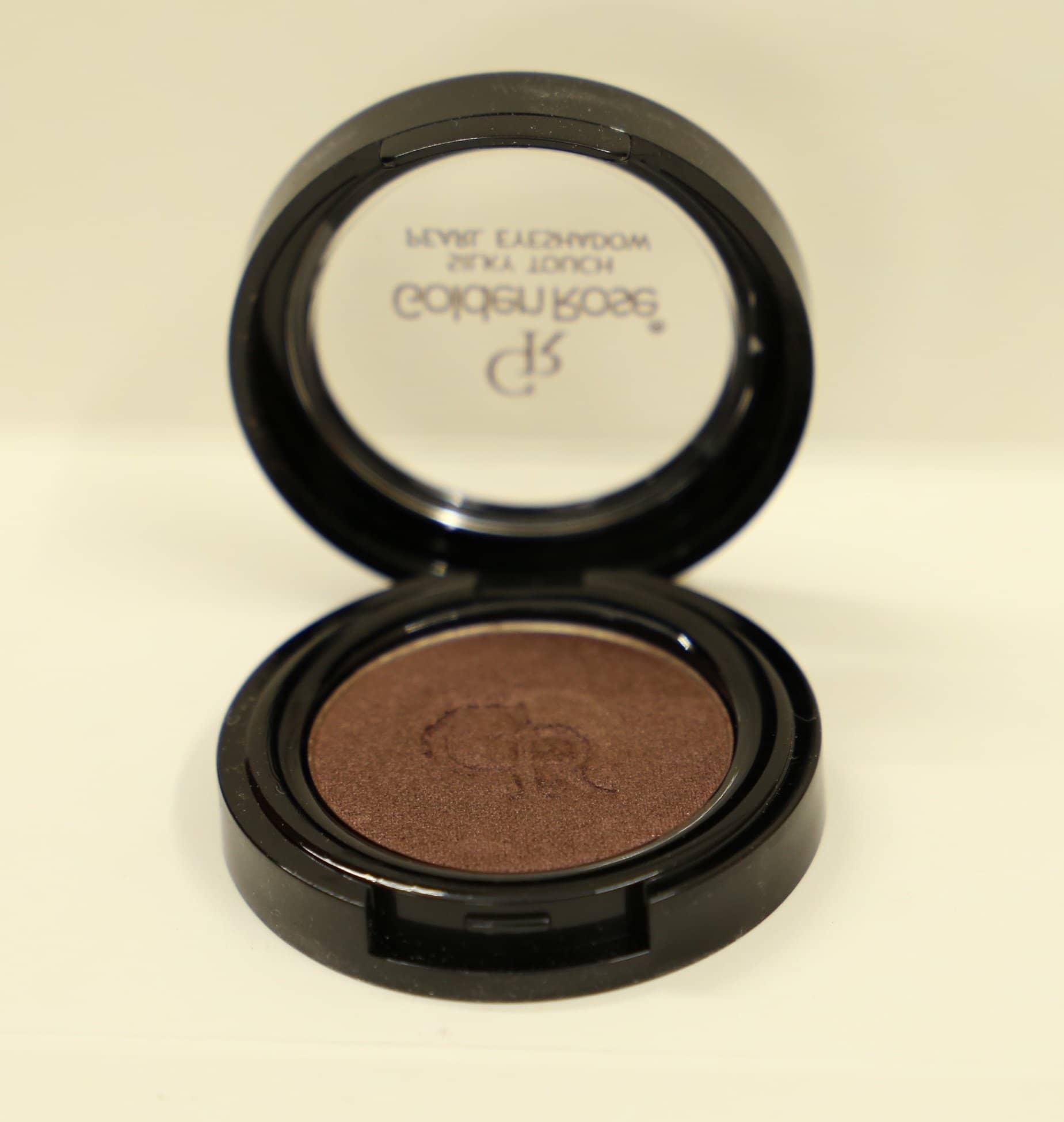 Golden Rose Silky Touch Pearl Eyeshadow - Premium  from Golden Rose - Just Rs 1125! Shop now at Cozmetica